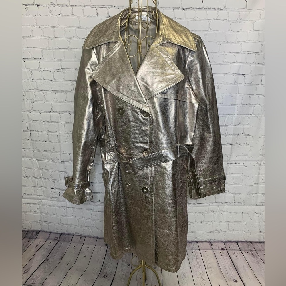 Colebrook & co silver metallic short trench